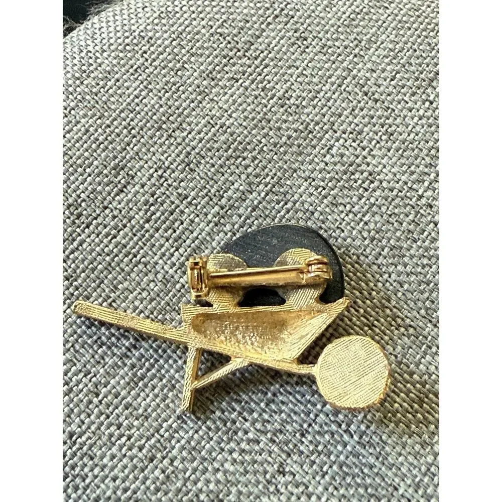 Vintage Mini Wheelbarrow Brooch Pin With Coal Gold Tone Art To Wear Whimsy